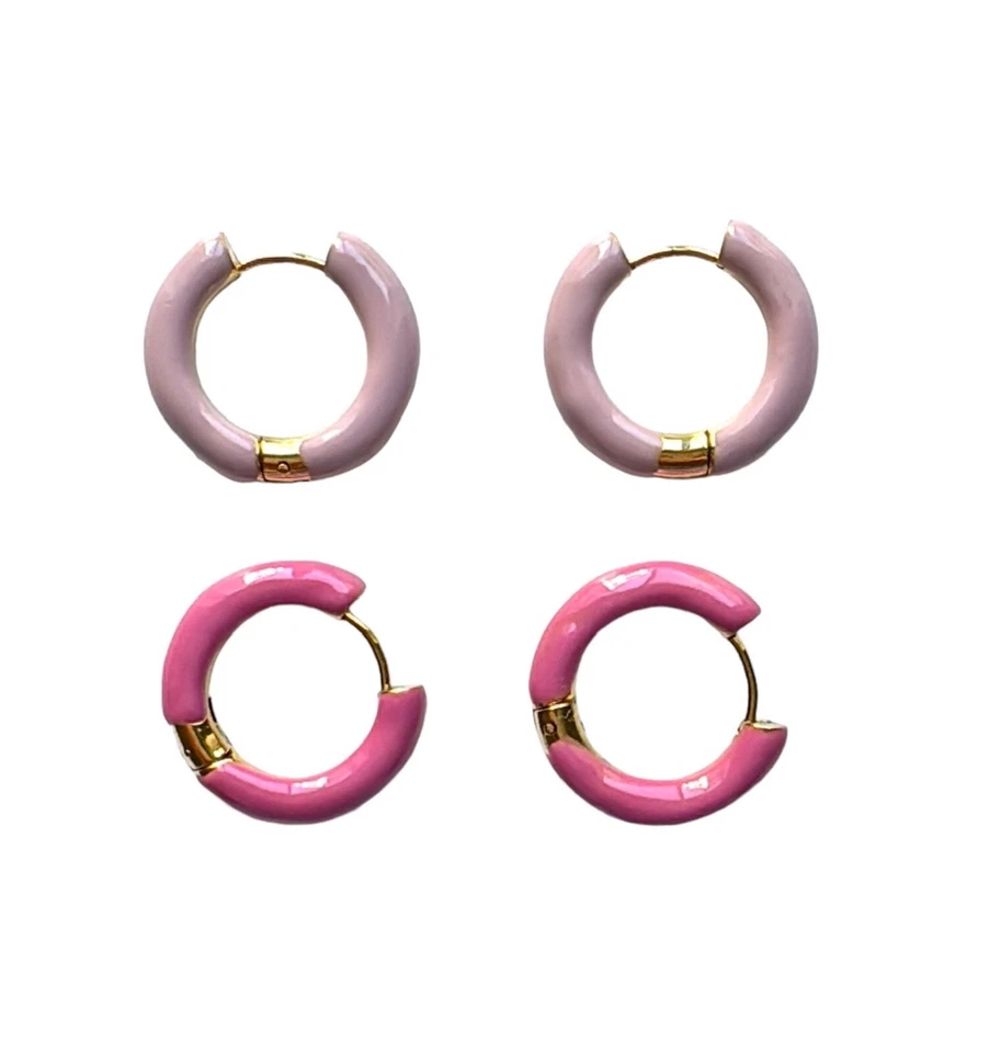 ZARD Pastel Pink Enamel Huggie Hoop Earrings - Изображение 2 из 3