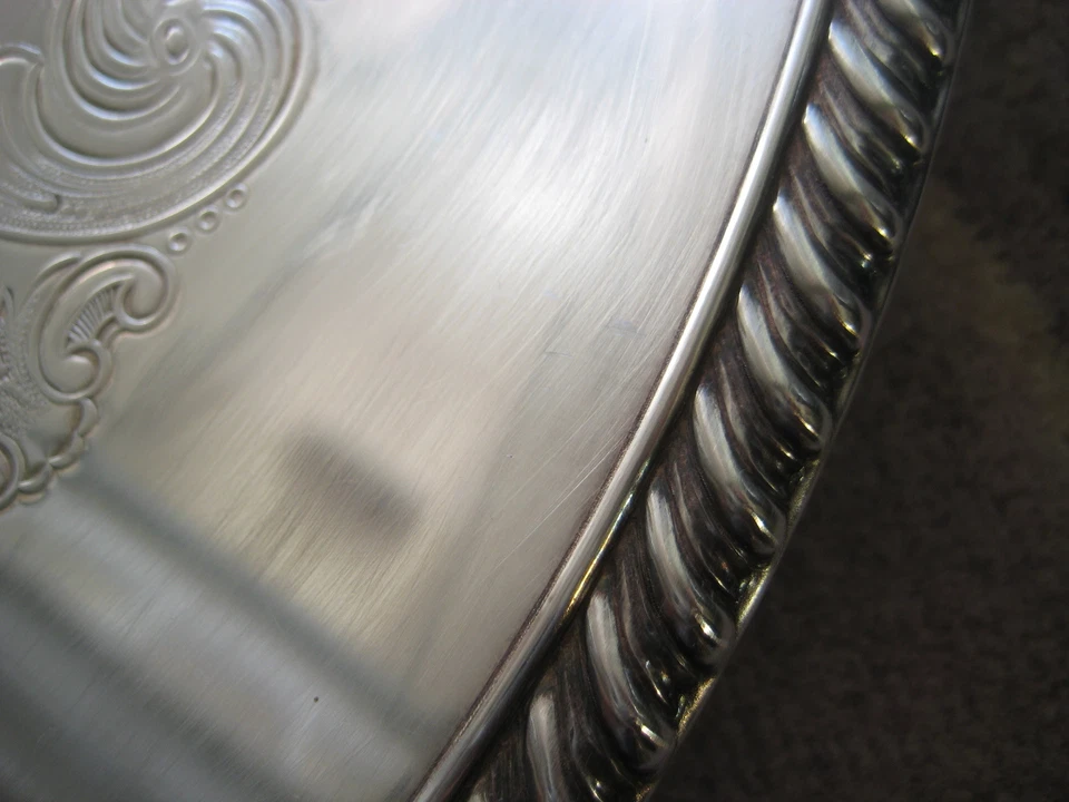 老式WM Rogers银盘867餐盘圆形盘,直径17 1/2 — 第 3/4 张图片
