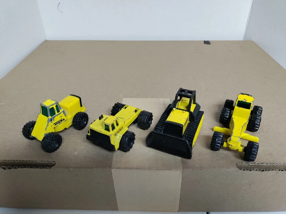 Lote de 4 camiones de construcción Mini Tonka 1992 y 1994 amarillos Foto 4 de 4
