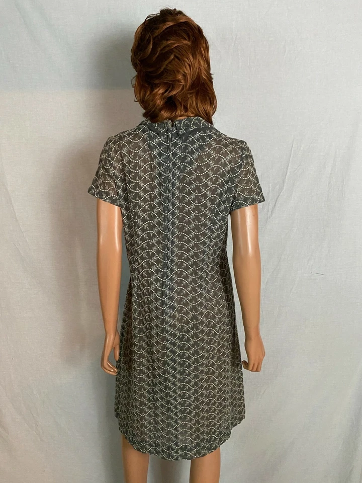 Vestido de día vaina a medida de colección años 50-60 gris blanco texturizado lazo fijo semi transparente L Foto 3 de 4