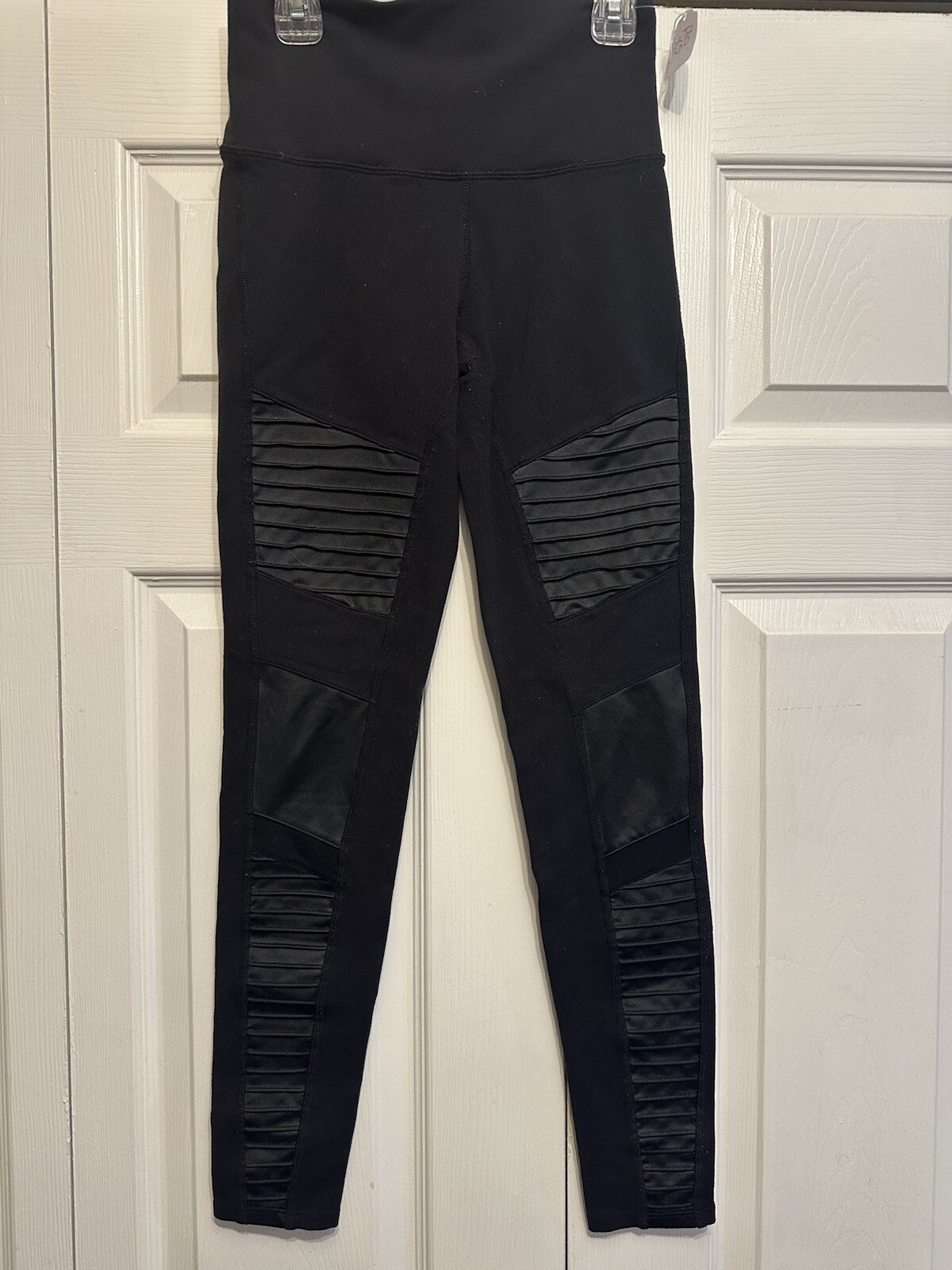 Alo Yoga Womens XS Black High-Waist Moto Leggings for Workouts