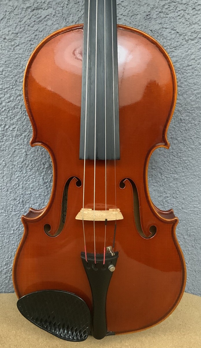 Vintage Ernst Heinrich Roth Violin, 1965 Original Case Vintage Ernst Heinrich Roth Violin, 1965 Original Case