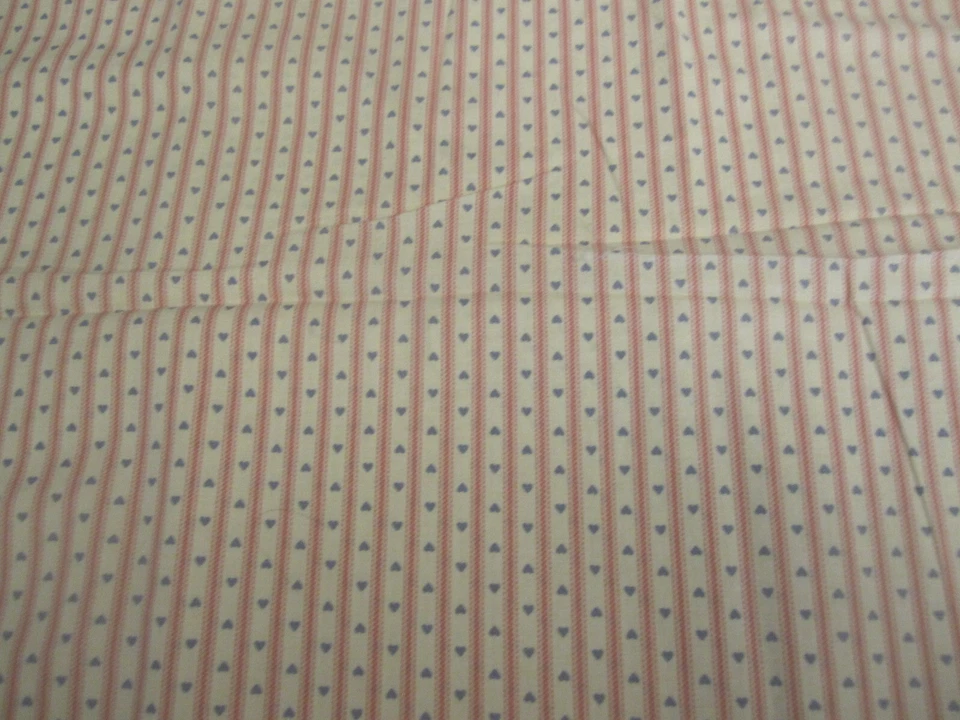 Tela de algodón vintage pequeños corazones azules tela a rayas tictac 1 yarda x 42 Foto 3 de 4