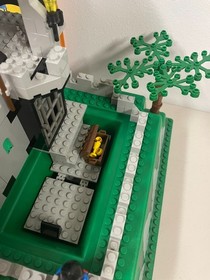LEGO Castle: King's Mountain Fortress (6081) - all pieces and instructions
