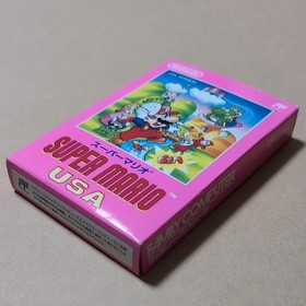 Excellent condition. Super Mario Bros. USA. Nintendo. Famicom. Wrinkles present.
