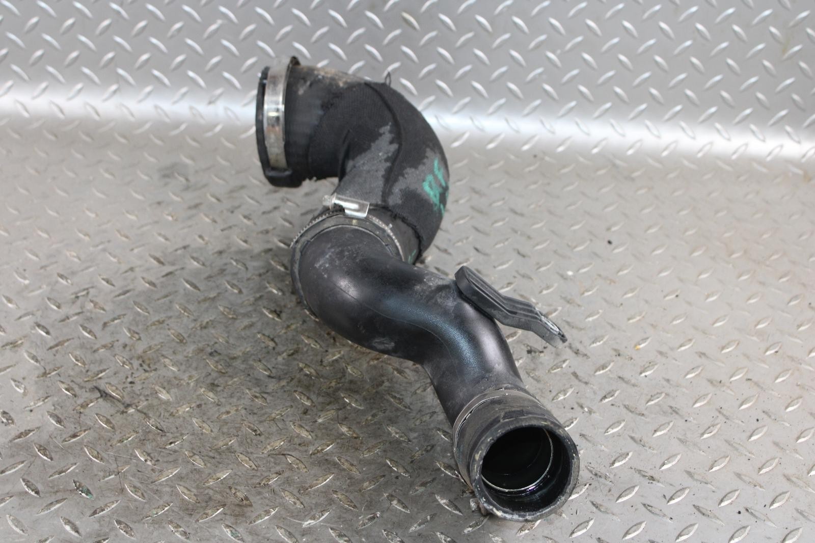Bentley Flying Spur 2013-2018 Right Lower Air intake pipe