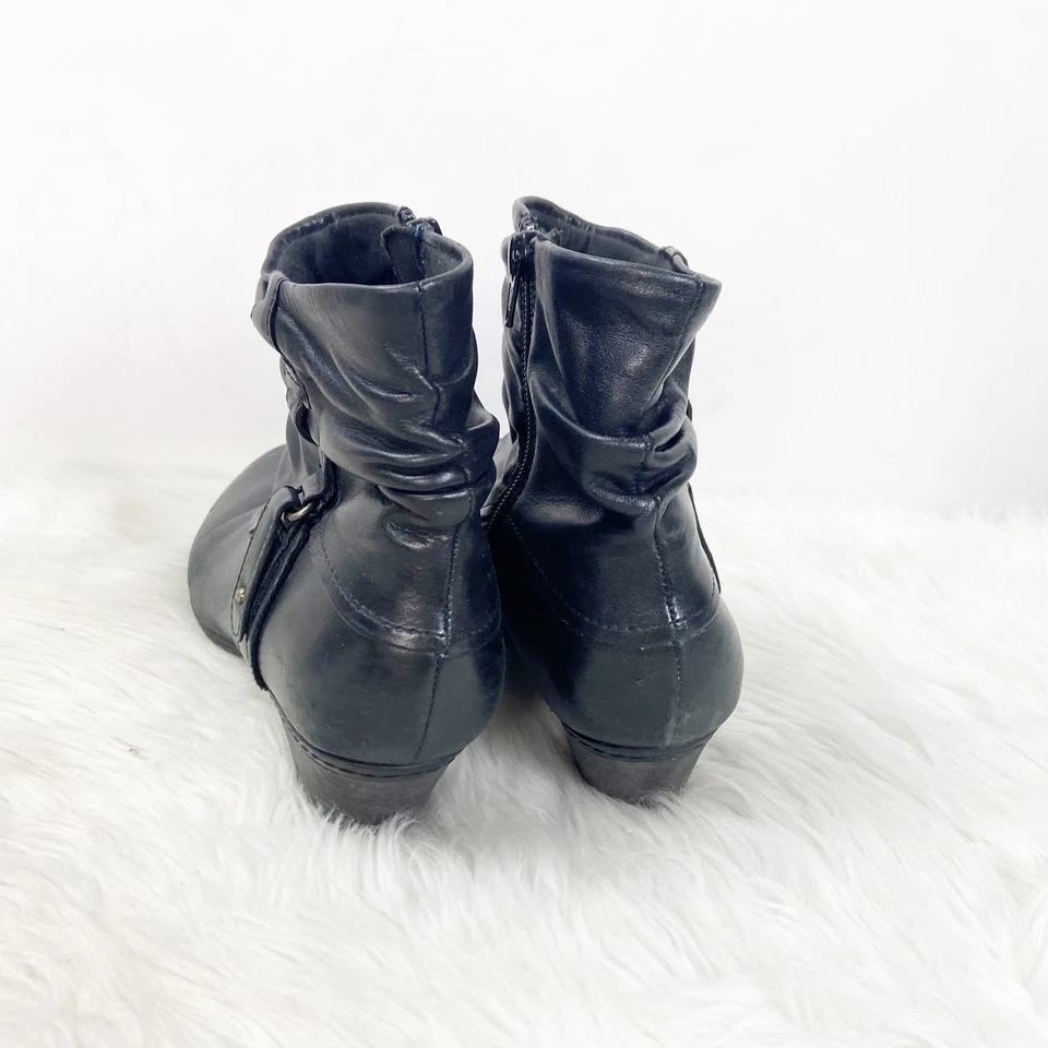 Cobb Hill 9 M Womens Black Leather Rouched Zip-up Booties - Image 3 of 4