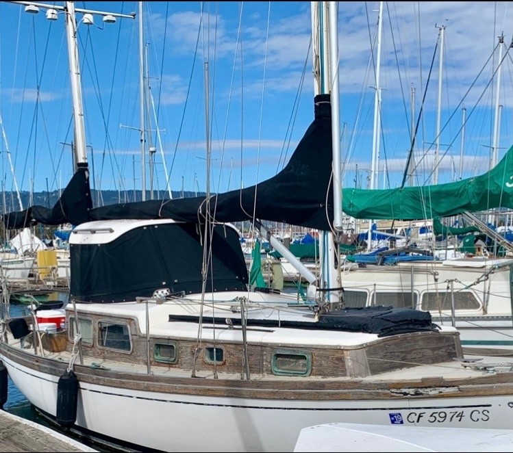 1976 Cheoy Lee Bermuda 29'8" Sailboat – $1 NO RESERVE