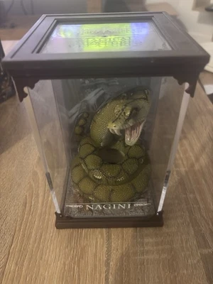 Harry Potter Statuette Magical Creatures Nagini 13 cm statue serpent No. 9 - Photo 1/4