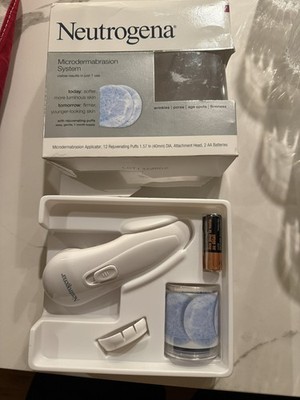 Neutrogena Microdermabrasion System w/ 12 New Puffs, New Head, New Batteries