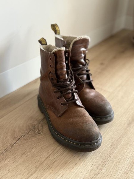 Women Dr. Martens Boots Brown 37.5