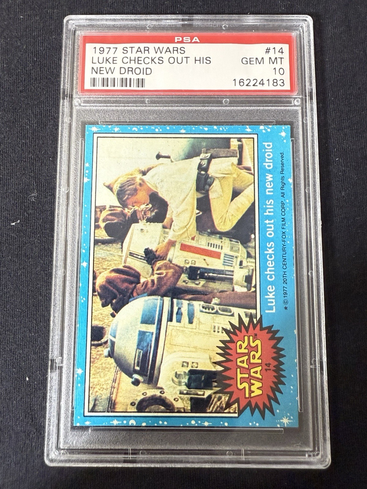 1977 Topps Star Wars #14 Luke Checks Out His New Droid PSA 10 Gem Mint!