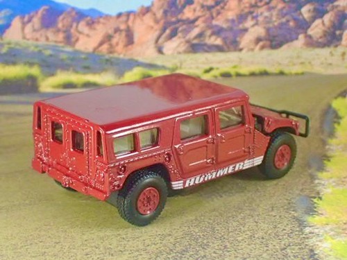 AM General 1992- 2006 Hummer H1 6.6L Duramax Diesel Civilian 4X4 1/64 Scale LE F - Picture 4 of 6
