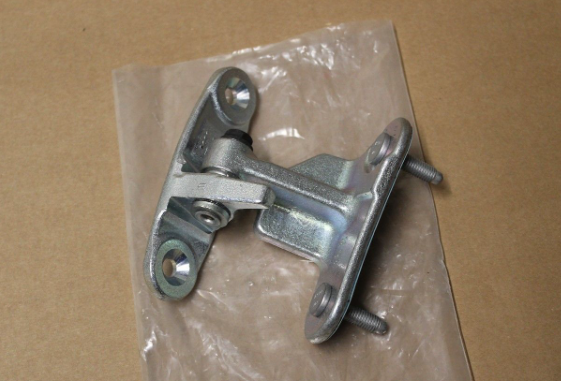 MERCEDES-BENZ ML W166 Türscharnier oben hinten links A1667300137
