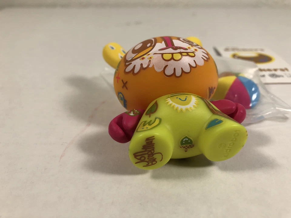 KIDROBOT Dunny Ye Antiguo Serie Inglés ENGLISH COUNTRY GARDUNNY 3" Vinilo 2/25 Foto 3 de 3