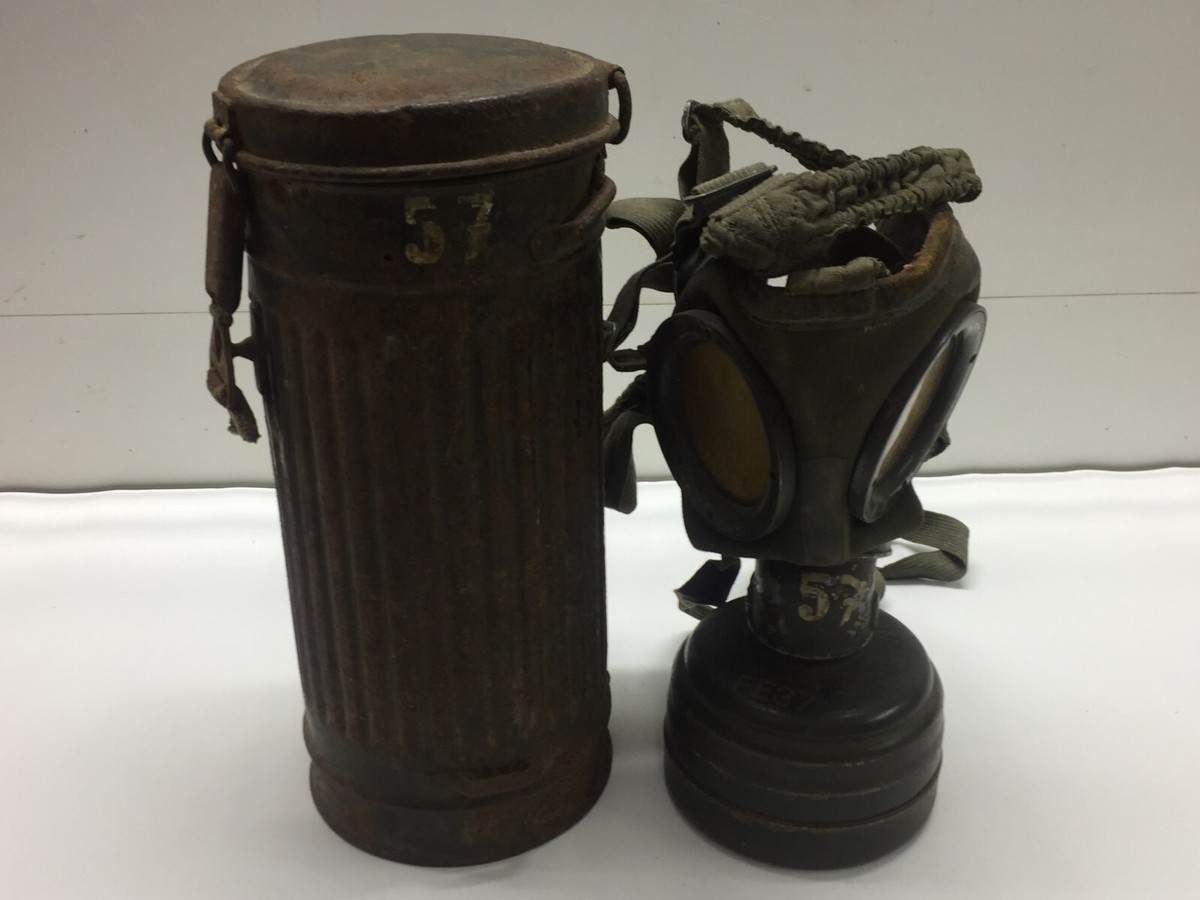 個人装備 ww2 Deutsche Gasmaske Old New WWII WW2 German Military Gas Mask With Canister Named Dated