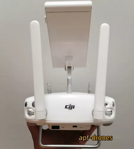 Original Genuine DJI Phantom 4 Transmitter Remote Controller - GL300C - Picture 3 of 7