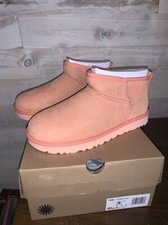 NIB UGG CLASSIC ULTRA MINI WOMEN BOOTS SUEDE - Beverly Pink - US size 8
