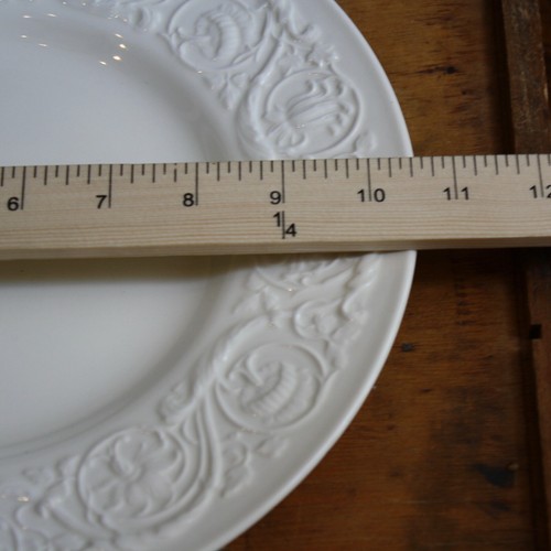 Wedgwood Patrician Ivory Barlaston Etruria Various Pieces: Plate, Bowl, Creamer - Picture 12 of 48