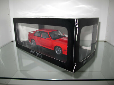 1:18 AUTOart BMW M3 E30 Sport Evolution 1990 red rot 70561, Extrem