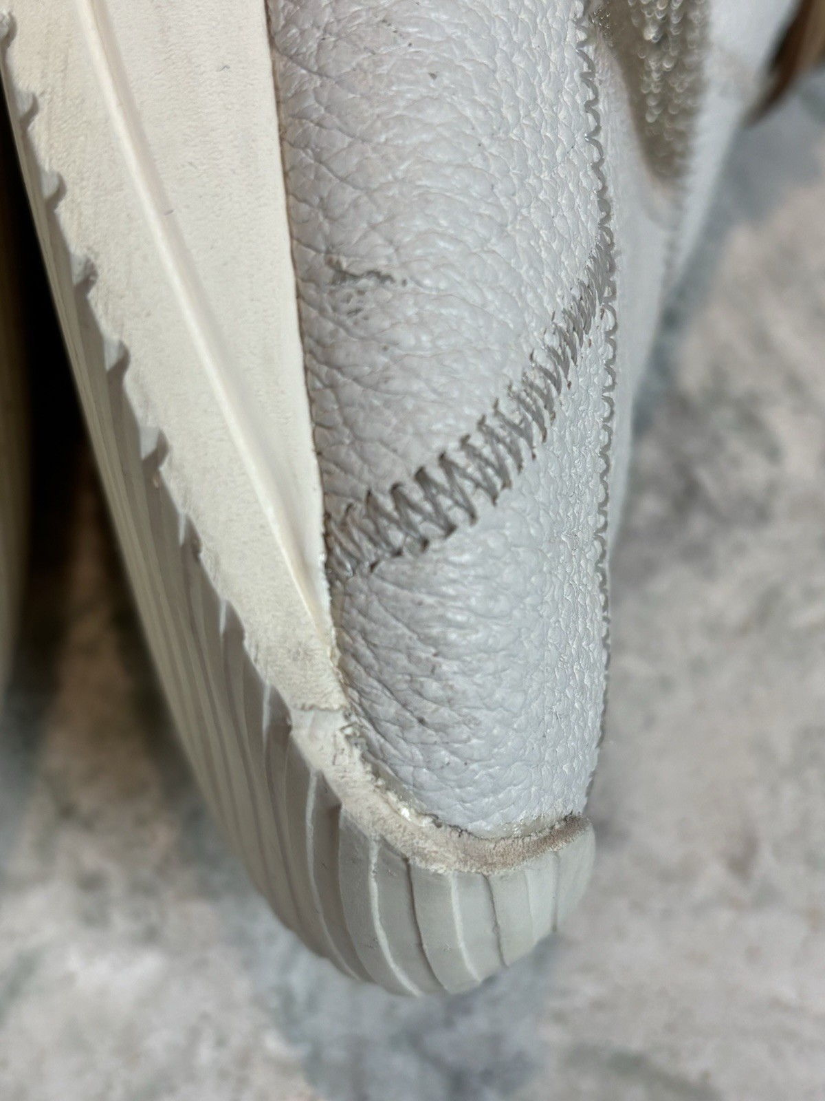 Esse ut Esse Patchwork Pebbled gold white fringe … - image 13