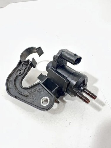 BMW 2 Gran Tourer F46 Vakuumventil 8570591 1.50 Diesel 2016 33473204