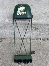 VINTAGE BEAR ARCHERY GRAYLING MI. 8 ARROW BOW QUIVER