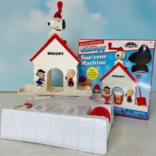 Snoopy Sno-Cone Machine by Cra-Z-Art w/ Box Peanuts Ice Shaver Set 2016 NOS toy