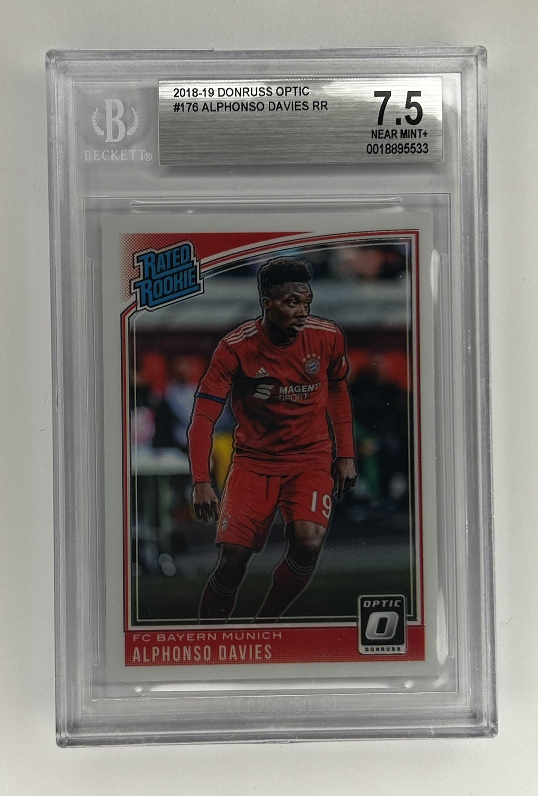 2018 Donruss Alphonso Davies Rated Rookie #176 Bayern Munich Becker 7.5