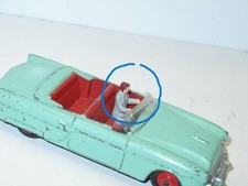 DINKY TOYS, conducteur driver en métal peint pour voiture dinky