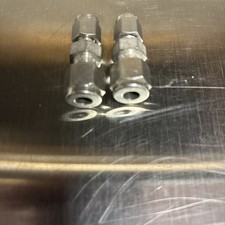 Swagelok 1/4" OD X 1/8" OD Reducing Union Lot Of 2