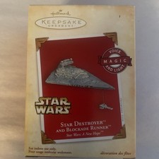 2004 Star Wars Hallmark Keepsake Ornament - Star Destroyer & Blockade Runner AG