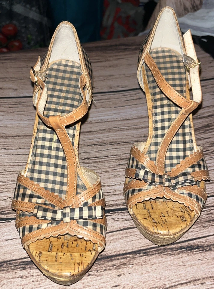 "Sandalias de plataforma Jessica Simpson tacón de 5"" - talla 8 B beige/negro a cuadros" Foto 2 de 4