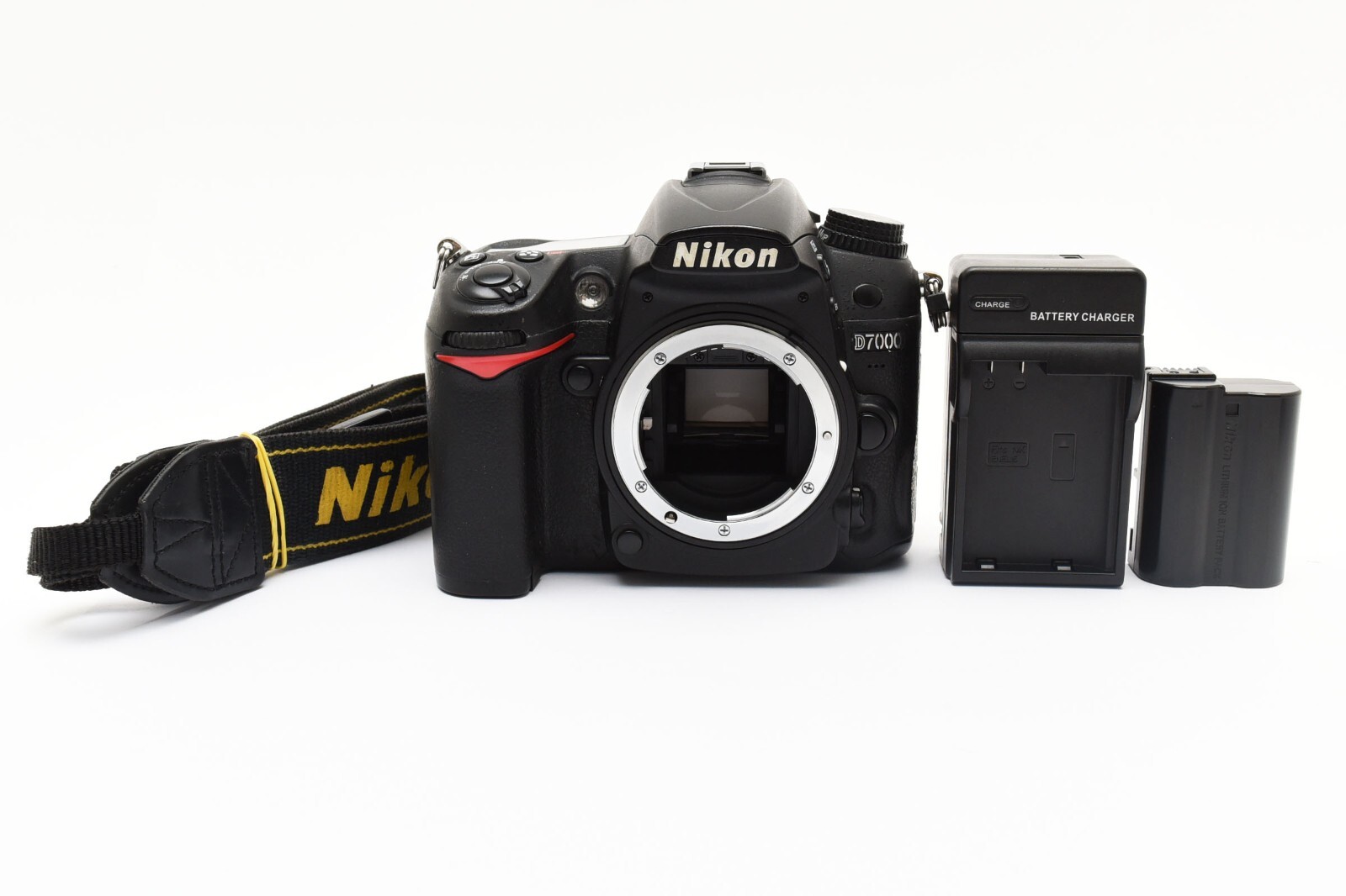 [EXC+5] Nikon D7000 16.2 MP Digital Camera Body (25,280 Shots) from Japan