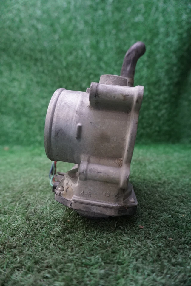 Toyota Corolla 2014 1,8 L carrocería del acelerador OEM 220300T080 Foto 2 de 4