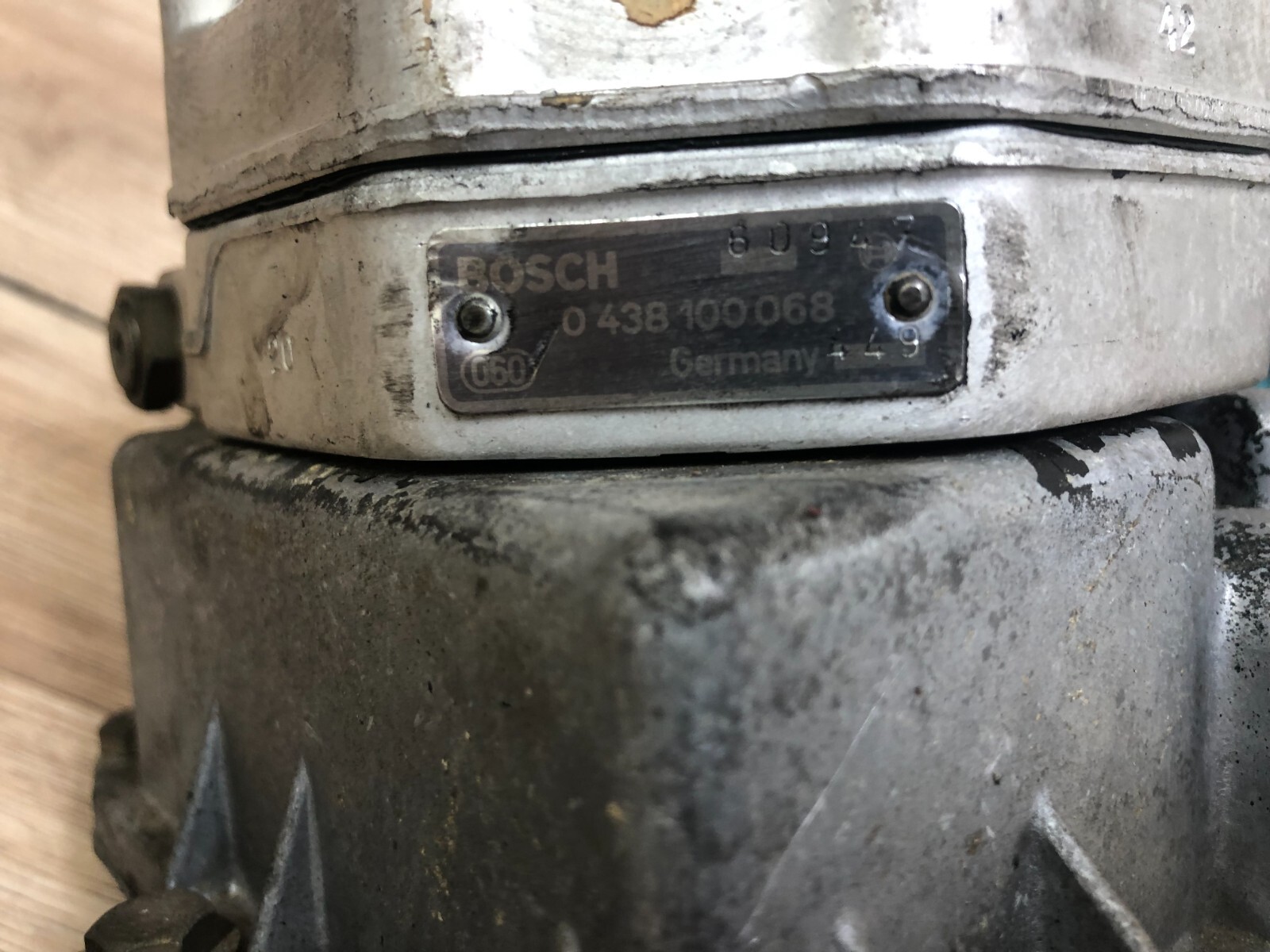 MERCEDES BENZ OEM W107 R107 450SL 450SEL 450SE 450SLC FUEL INJECTION