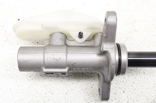 Réservoir maître cylindre de frein Honda Civic Si 2013-2015 OEM Berline 13-15 - Photo 6/6