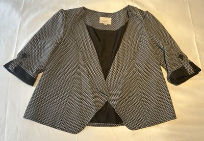 LOFT Black White Leaf Print Blazer Women s S Lined Roll Tab Sleeve Work Travel