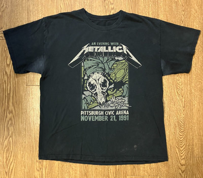 Metallica Wherever I May Roam Pittsburgh 1991 Graphic Tee Black Distressed