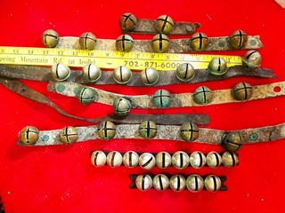 Antique Horse Carriage Sleigh Bells 40 BELLS