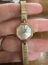 Vintage Lorus Gold tone Stainless Womens Watch V235-5090 RO