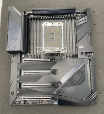 Gigabyte TRX40 Aorus Xtreme Motherboard DDR4 RAM rev 1.1 