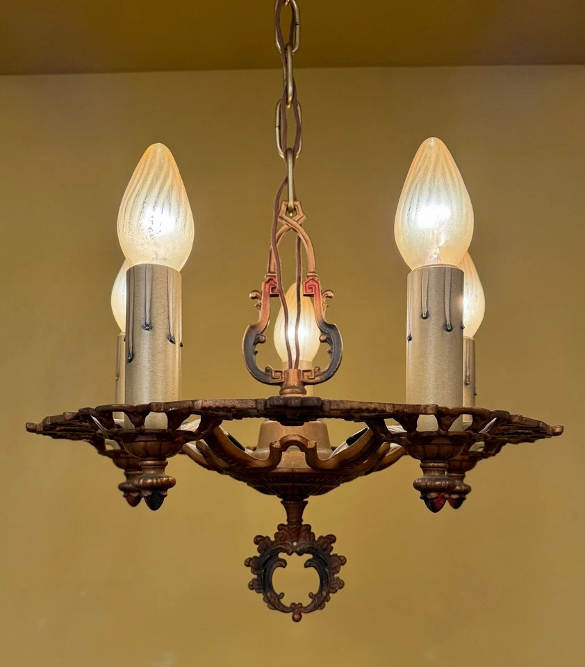 Candelabro vintage Lighting década de 1920 Romance Revival. MAIS DISPONÍVEL! - Imagem 3 de 4