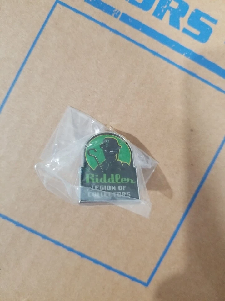 NUEVO FUNKO LEGIÓN DE COLECCIONISTAS NOVIEMBRE 2016 THE JOKER BOX SOMBRERO, TAZA DAÑADA LEER Foto 2 de 4