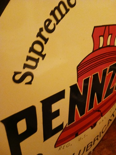 VINTAGE PENNZOIL SIGN - SAFE LUBRICATION GAS SERVICE STATION 30" PORCELAIN SIGN - Picture 5 of 14