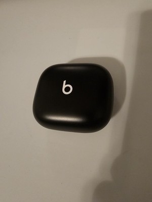 Powerbeats Pro 2 Wireless Bluetooth Headphones Earbuds Excellent Condition