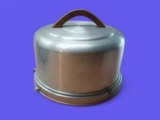 Vintage 50's Mirro Aluminum #2002M  Cake Pie Carrier w/ Locking Lid Wood Handle
