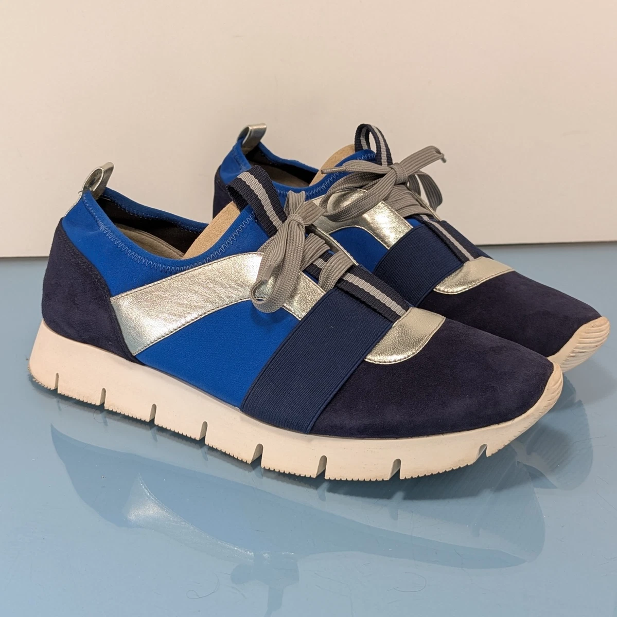 Nine West Looki Sneakers in Black and White
