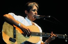 Joan Baez 1996 Celebrity Singer Performer Concert Old Photo 1
