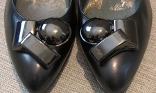 Vintage Stuart Weitzman Origami Accent Structural Pump Size 9 Black Metallic